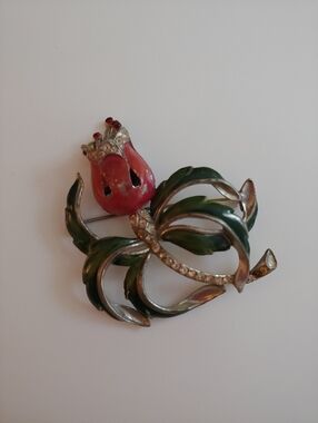 Rare 1940 Coro Red and Green Enamel Tulip Tumbler Brooch with Rhinestone Stem